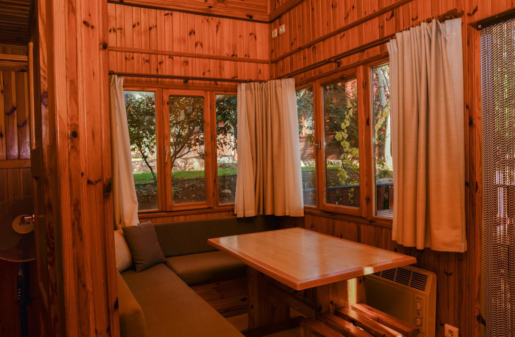 Camping Alquézar Exteriér fotografie